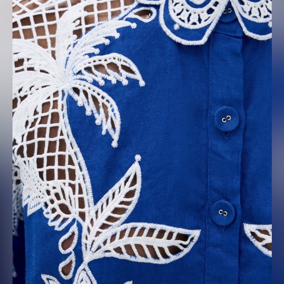 $350 FARM RIO Elegant Blue Embroidered Linen Shirt Medium New with tags - Picture 5 of 6